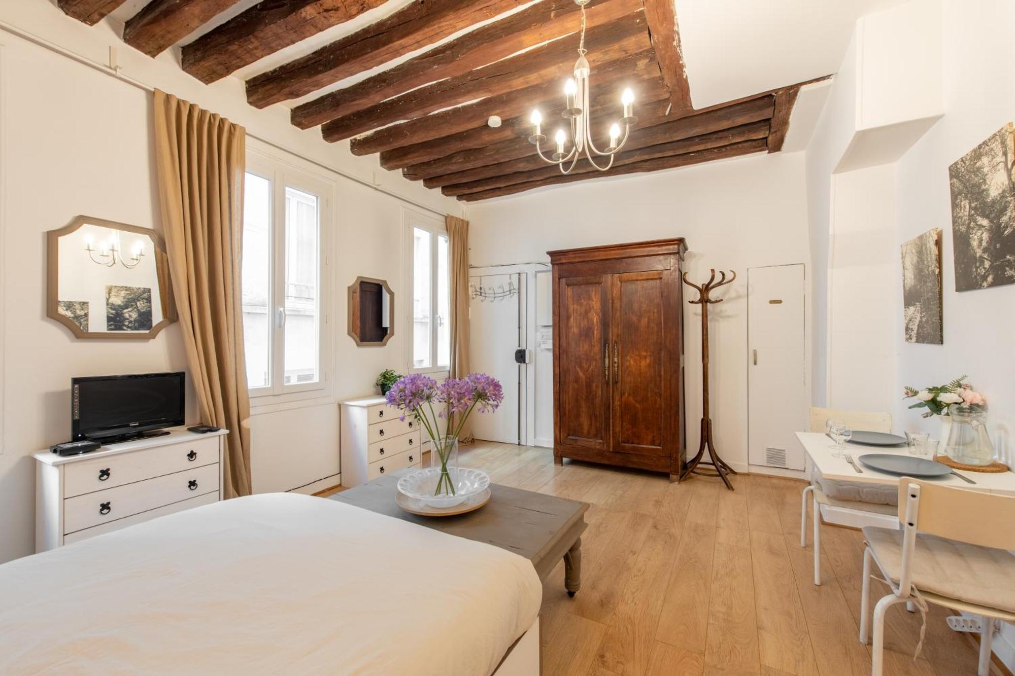 Ferienwohnung Geranimus Beauregard: Heart Of Paris Exterior foto